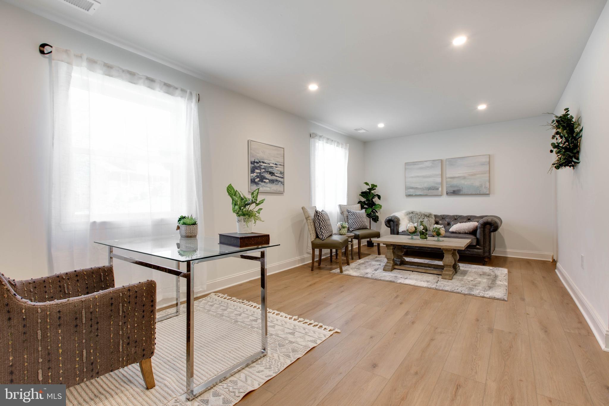 SPRINGDALE - Residential