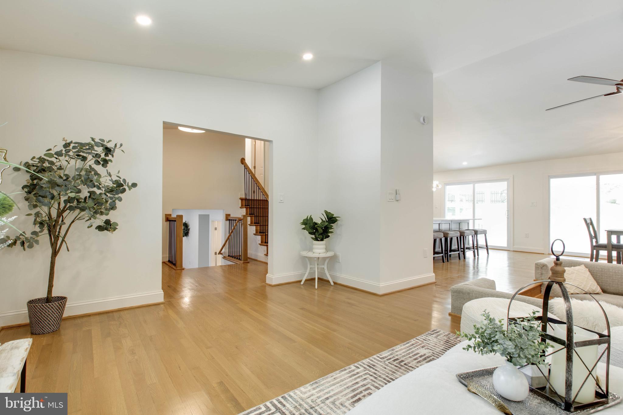 SPRINGDALE - Residential