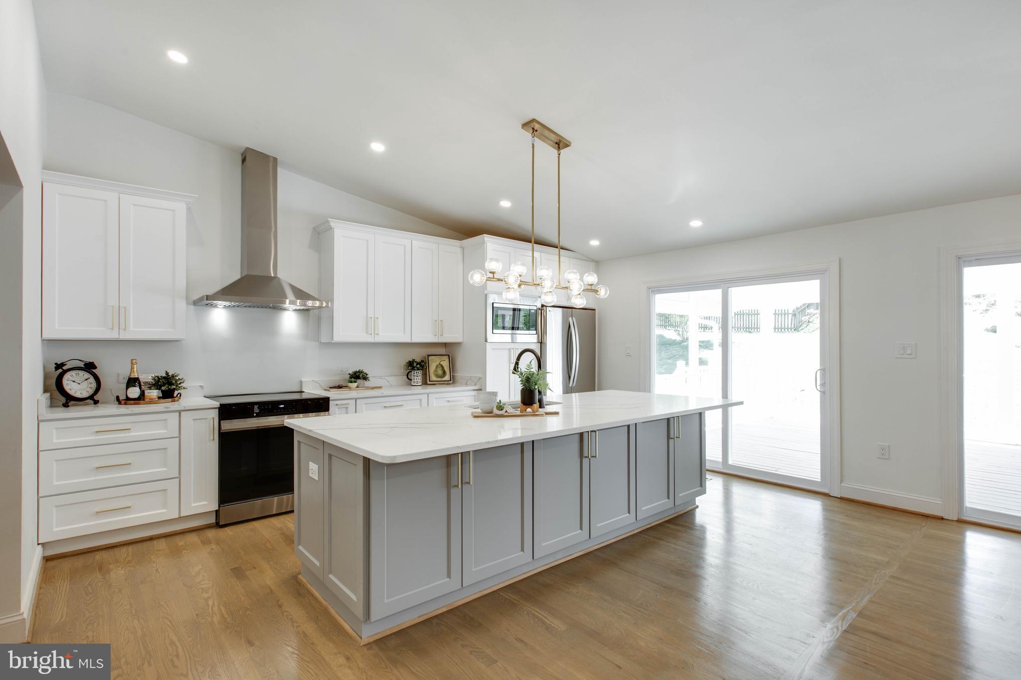 SPRINGDALE - Residential