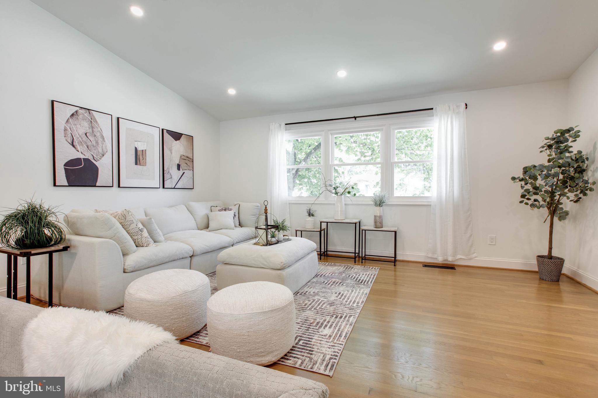 SPRINGDALE - Residential