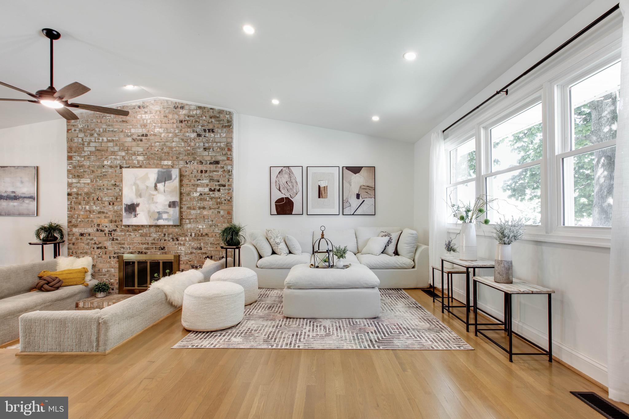 SPRINGDALE - Residential