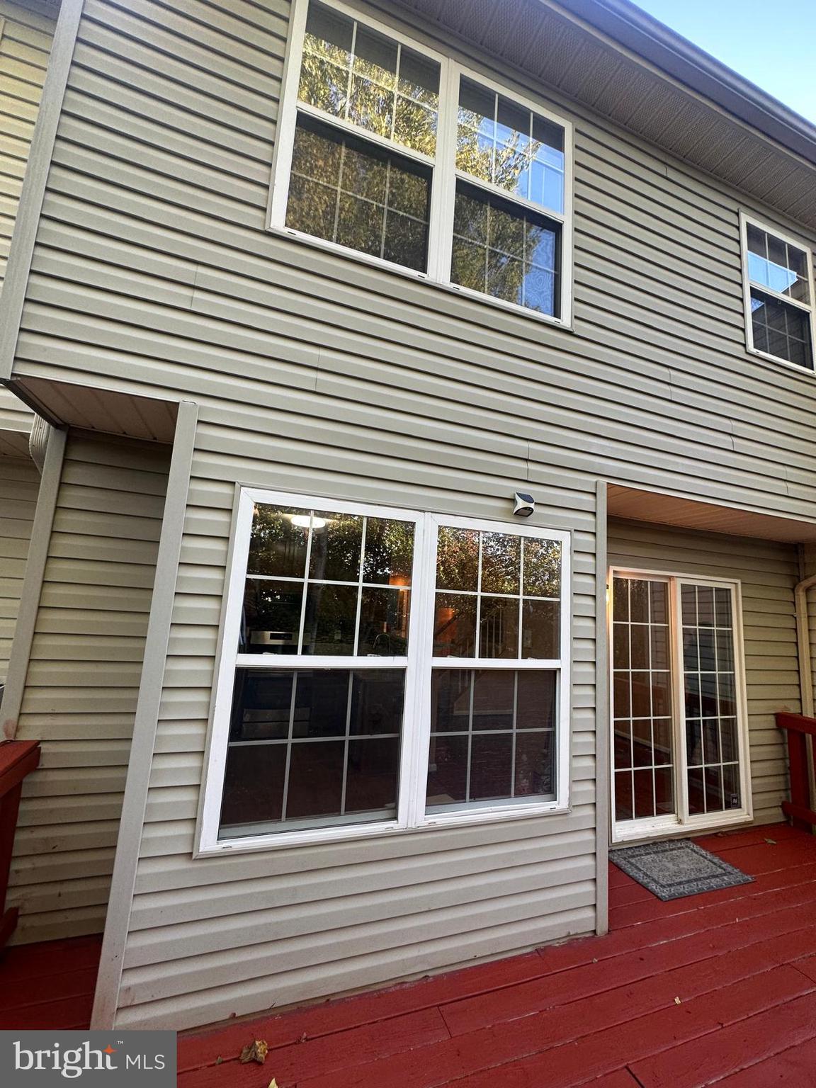 LAKECREST - Residential