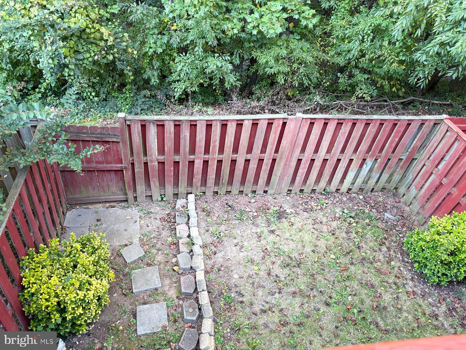 LAKECREST - Residential