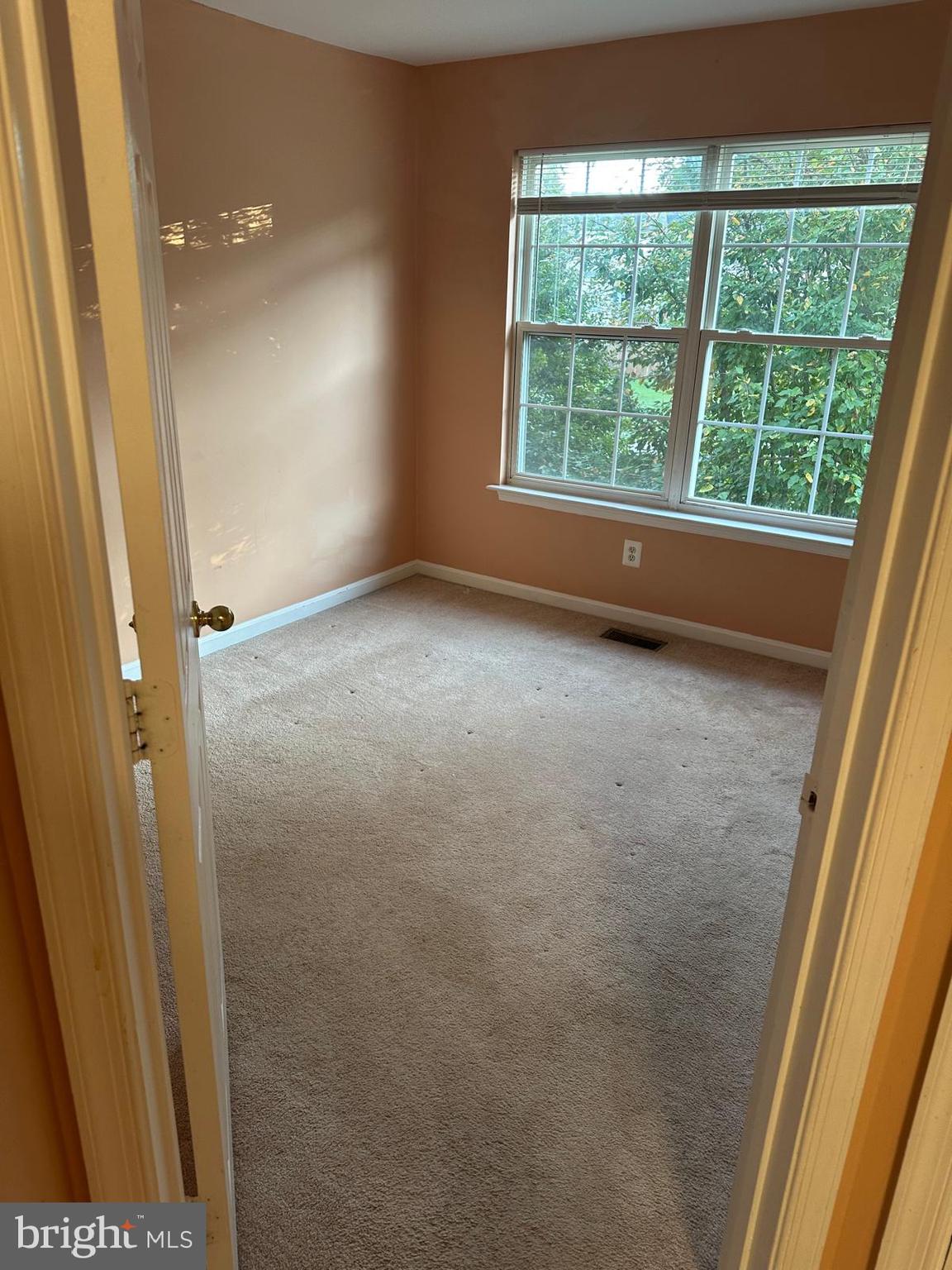 LAKECREST - Residential