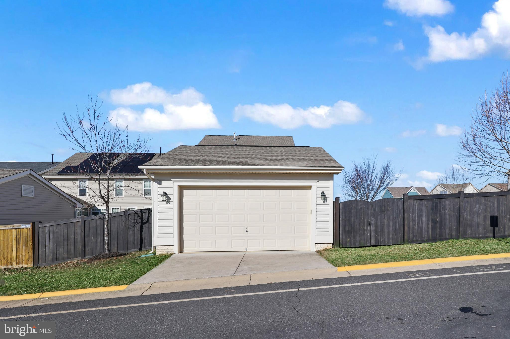 EMBREY MILL - Residential