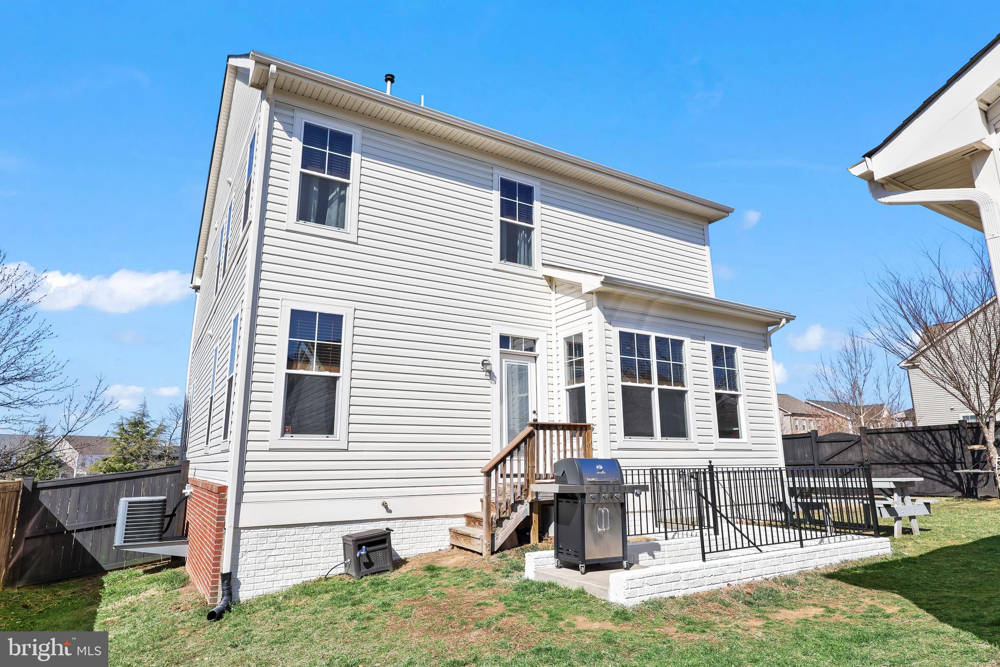 EMBREY MILL - Residential