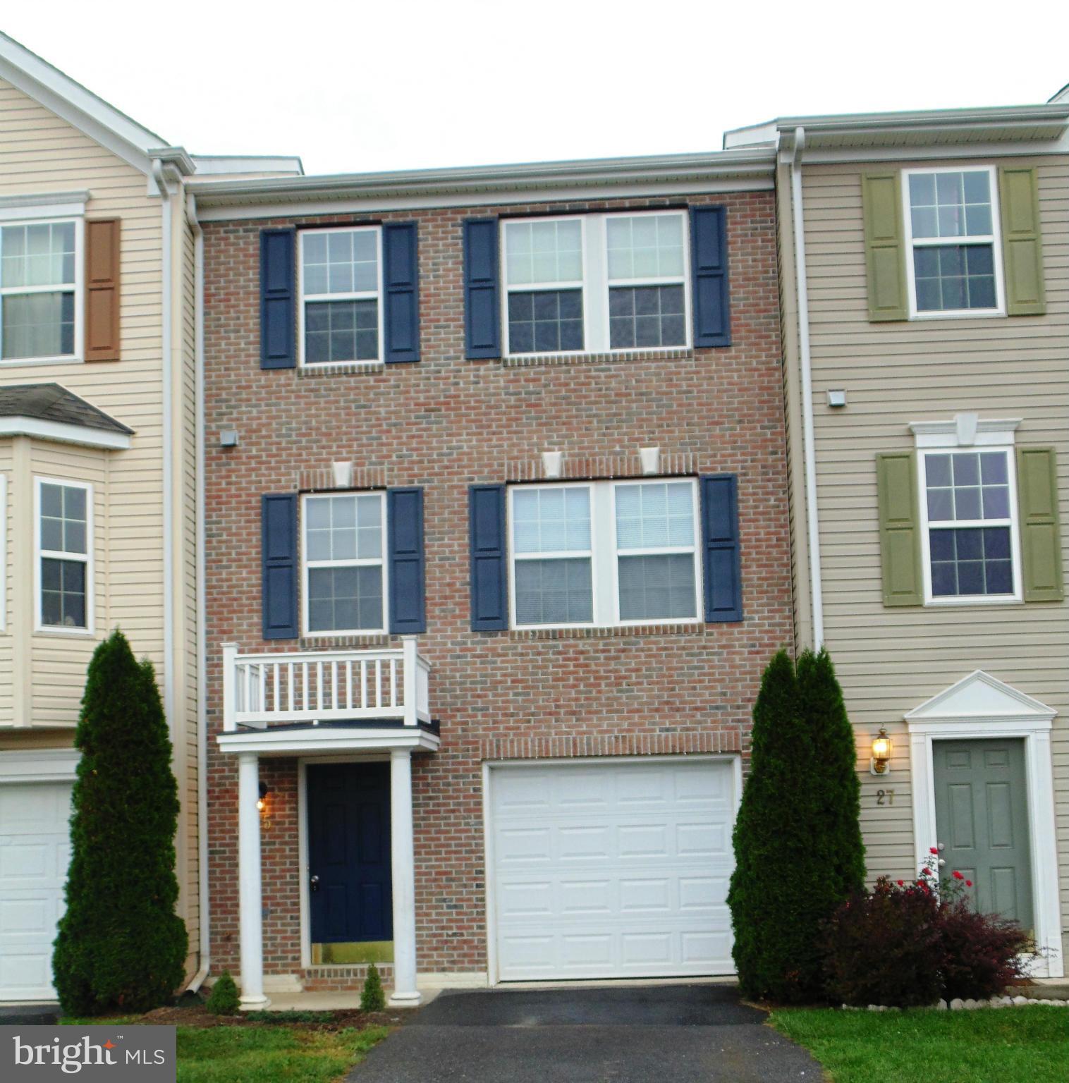 PLEASANT VIEW - Residential Lease