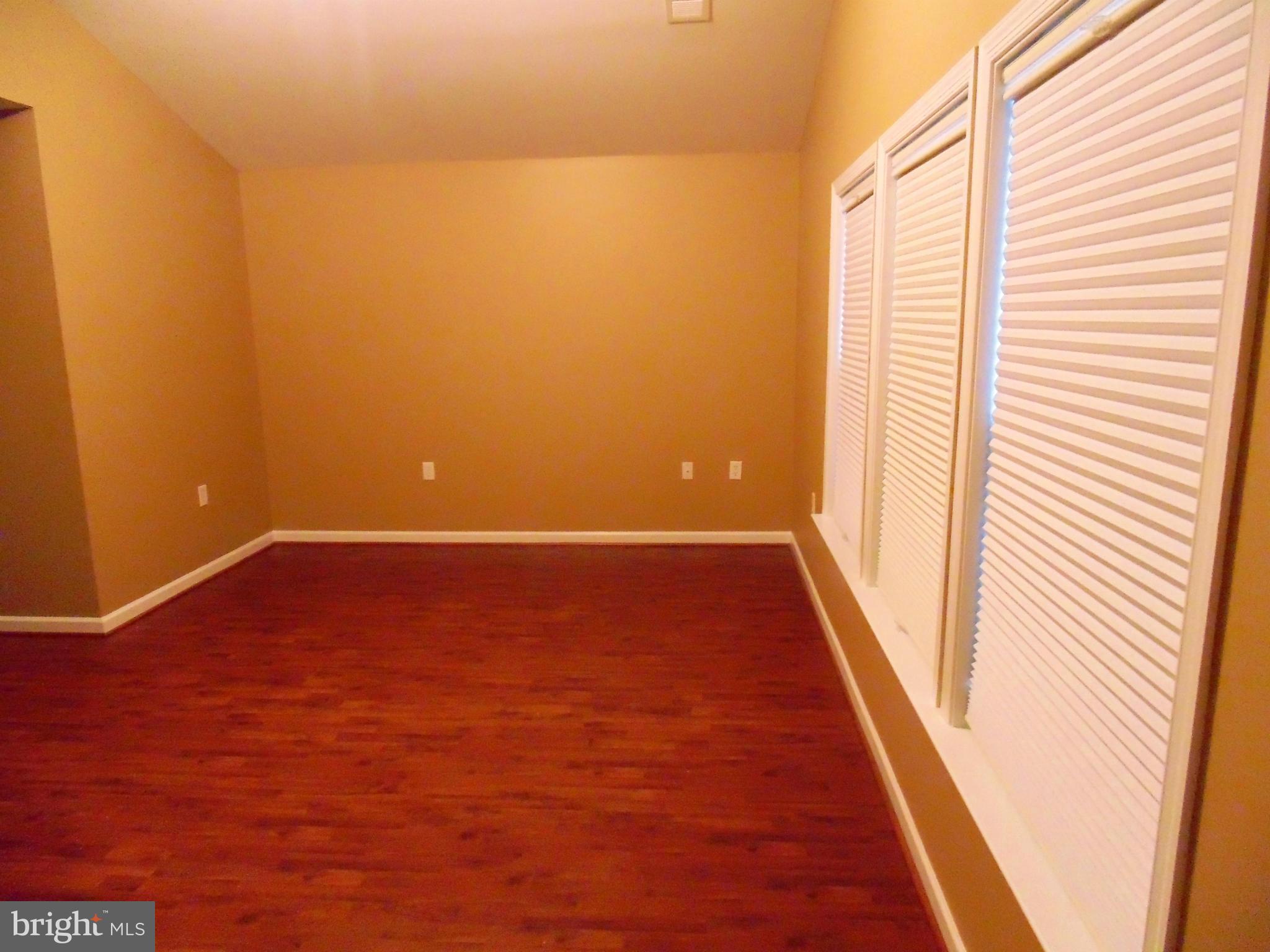 PLEASANT VIEW - Residential Lease