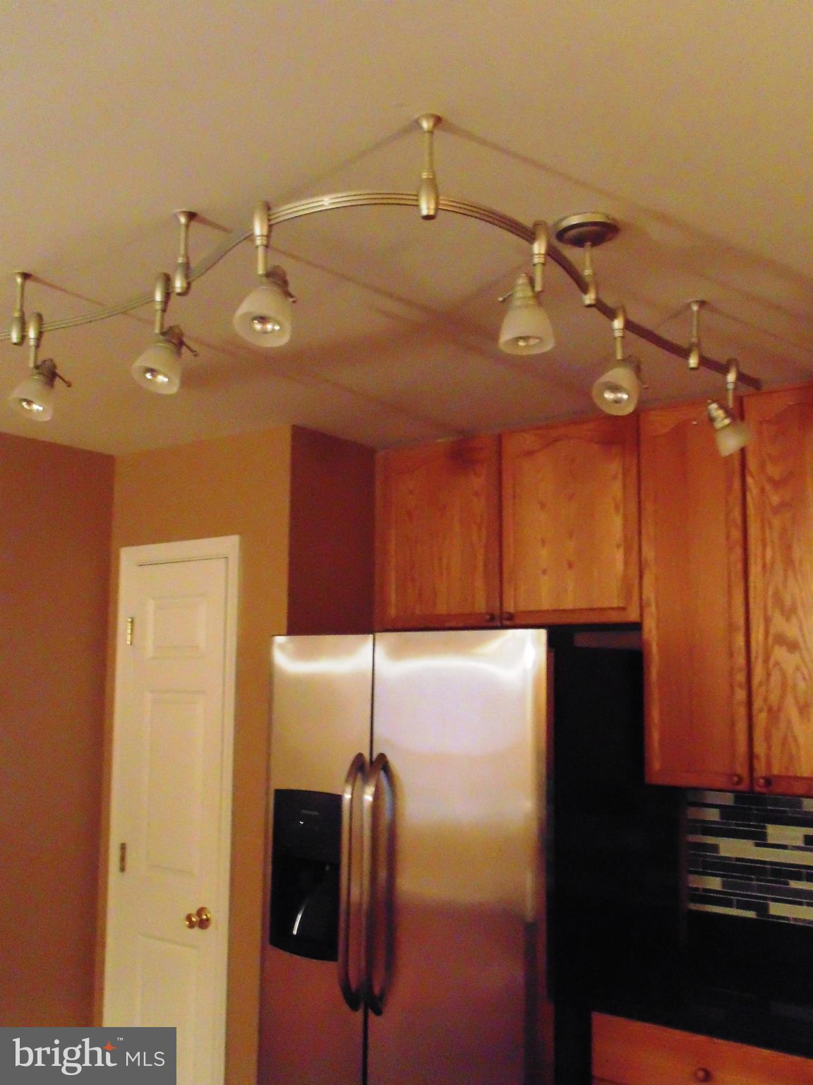 PLEASANT VIEW - Residential Lease