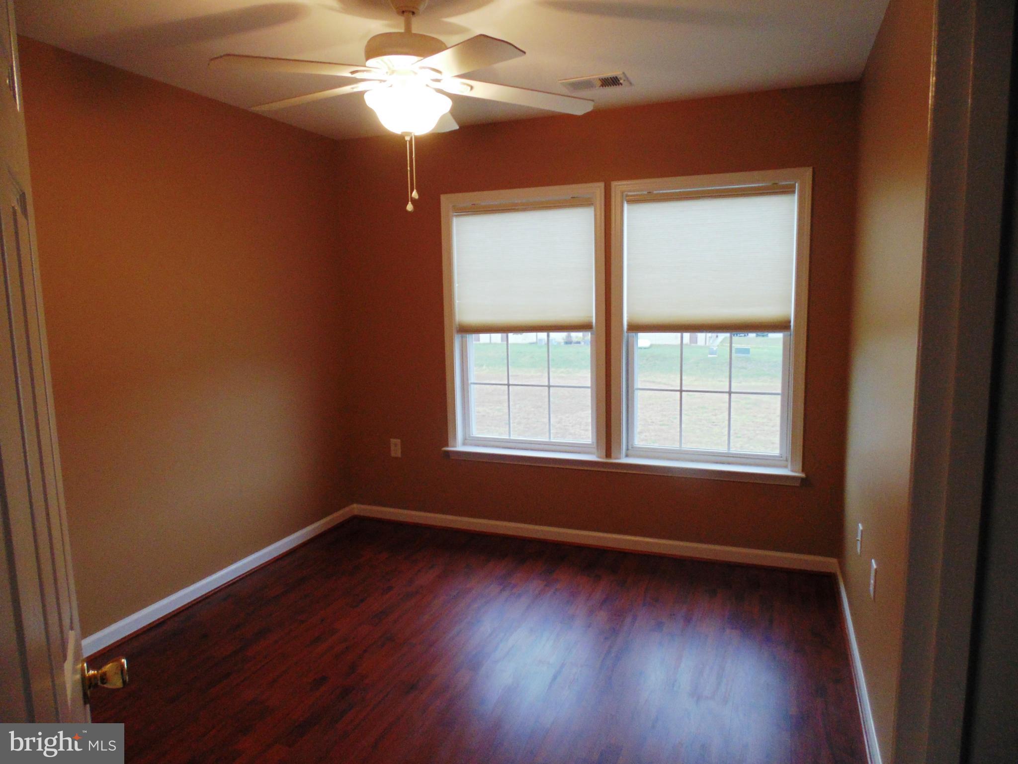 PLEASANT VIEW - Residential Lease