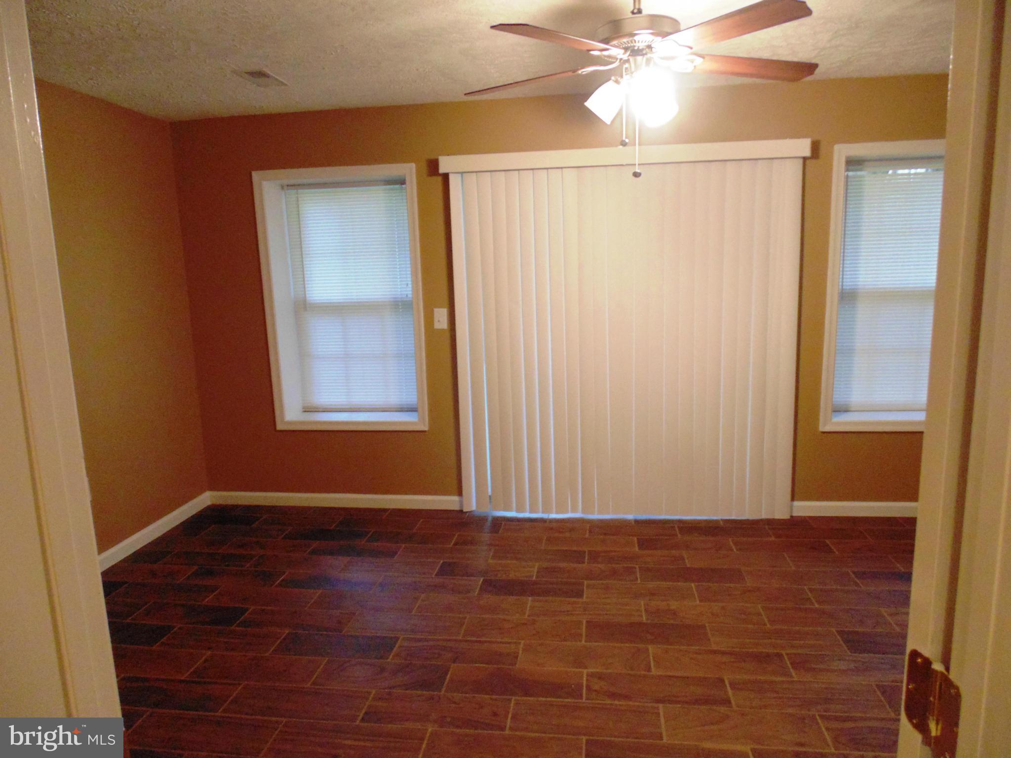 PLEASANT VIEW - Residential Lease