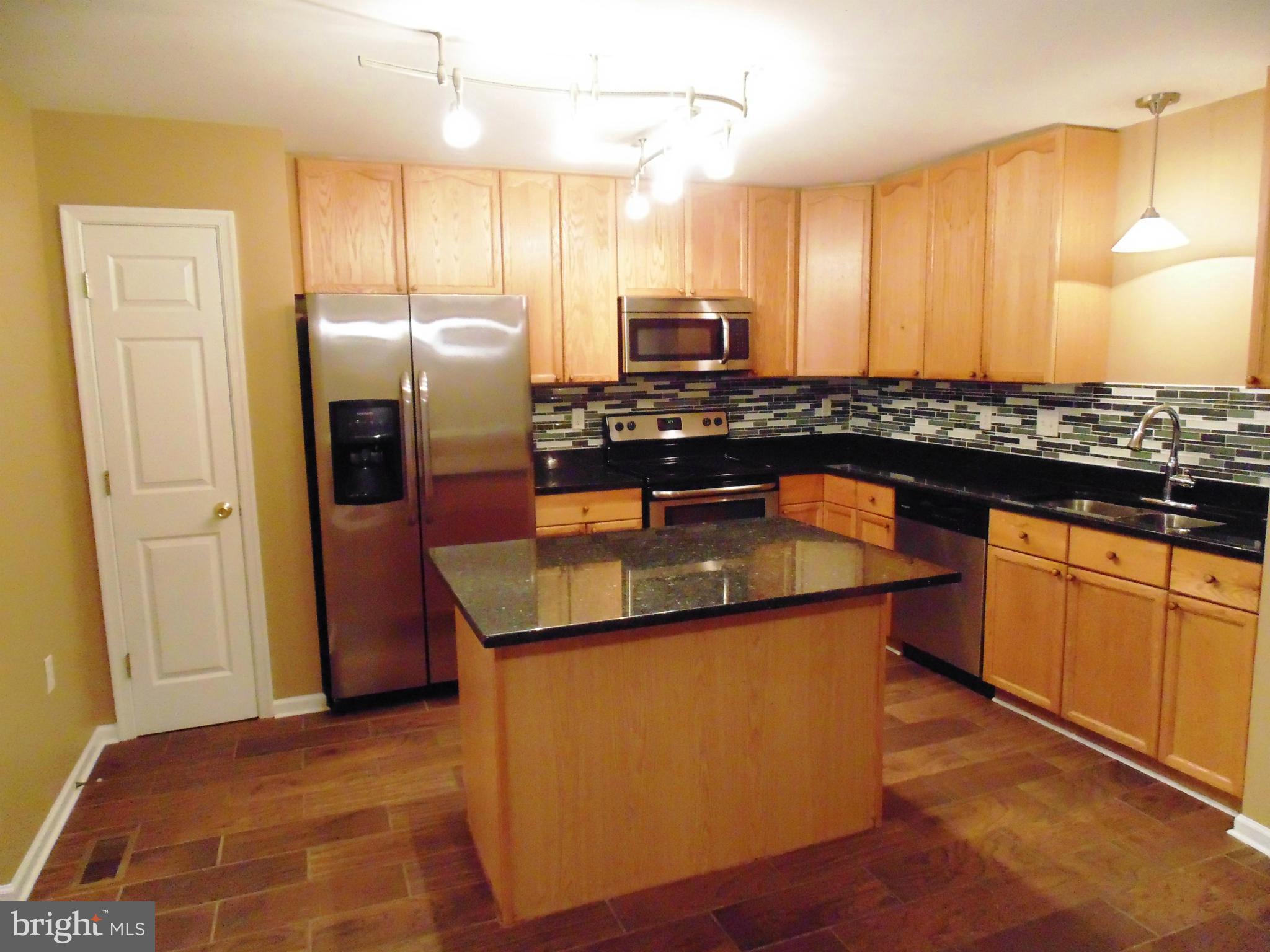 PLEASANT VIEW - Residential Lease