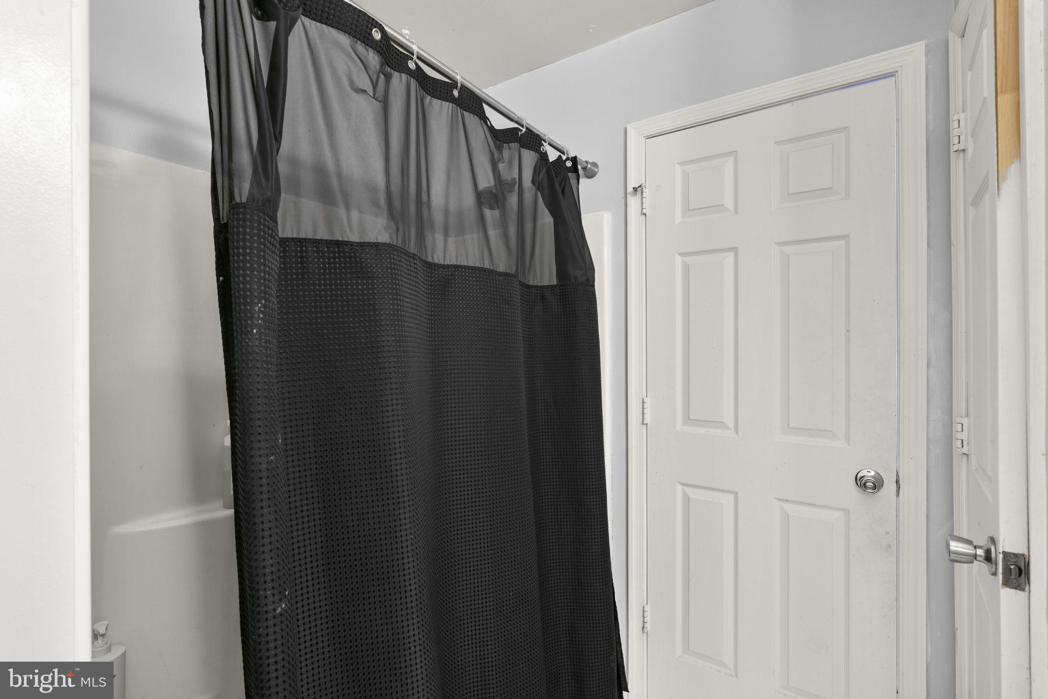 CARROLLWOOD MANOR - Residential