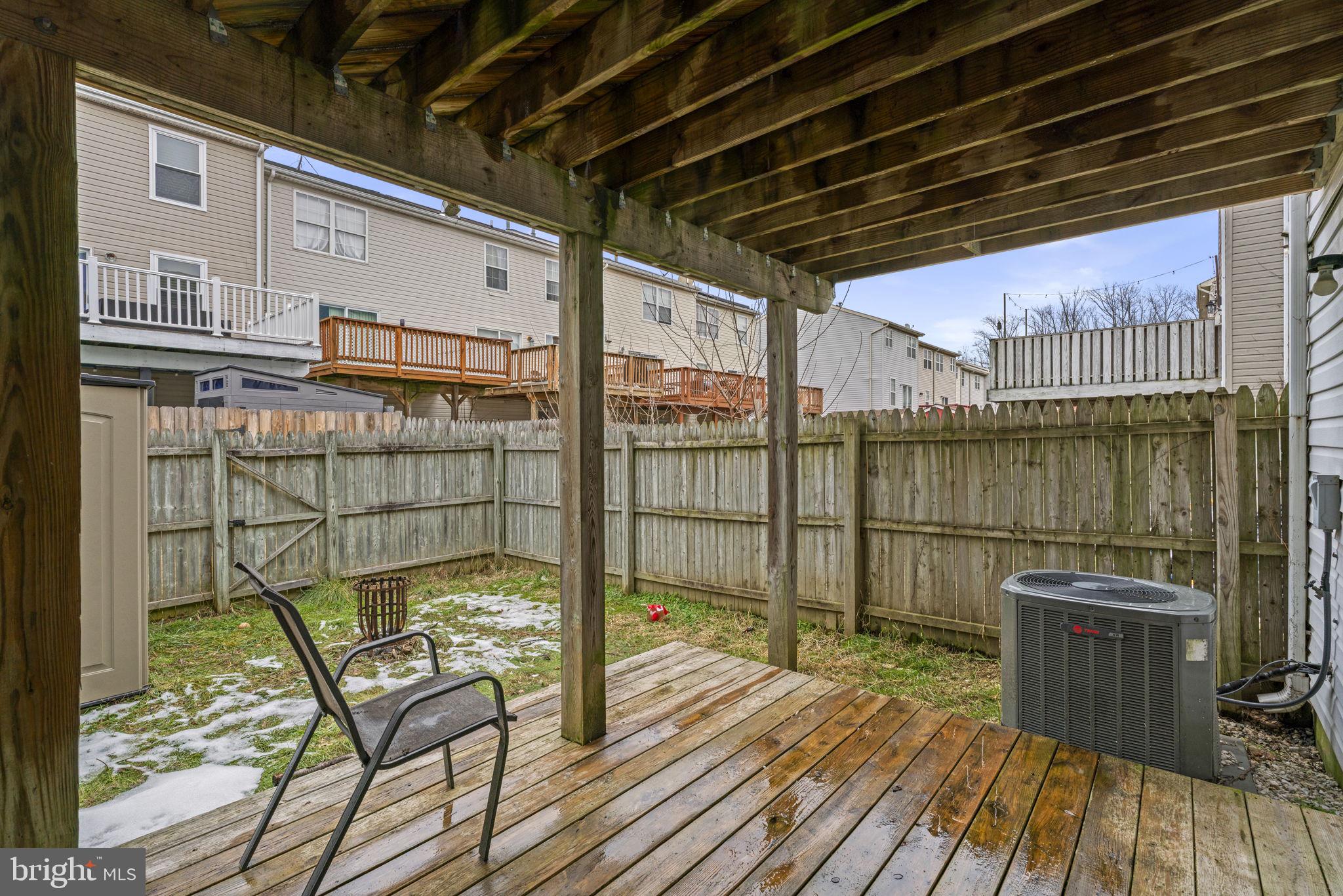 CARROLLWOOD MANOR - Residential