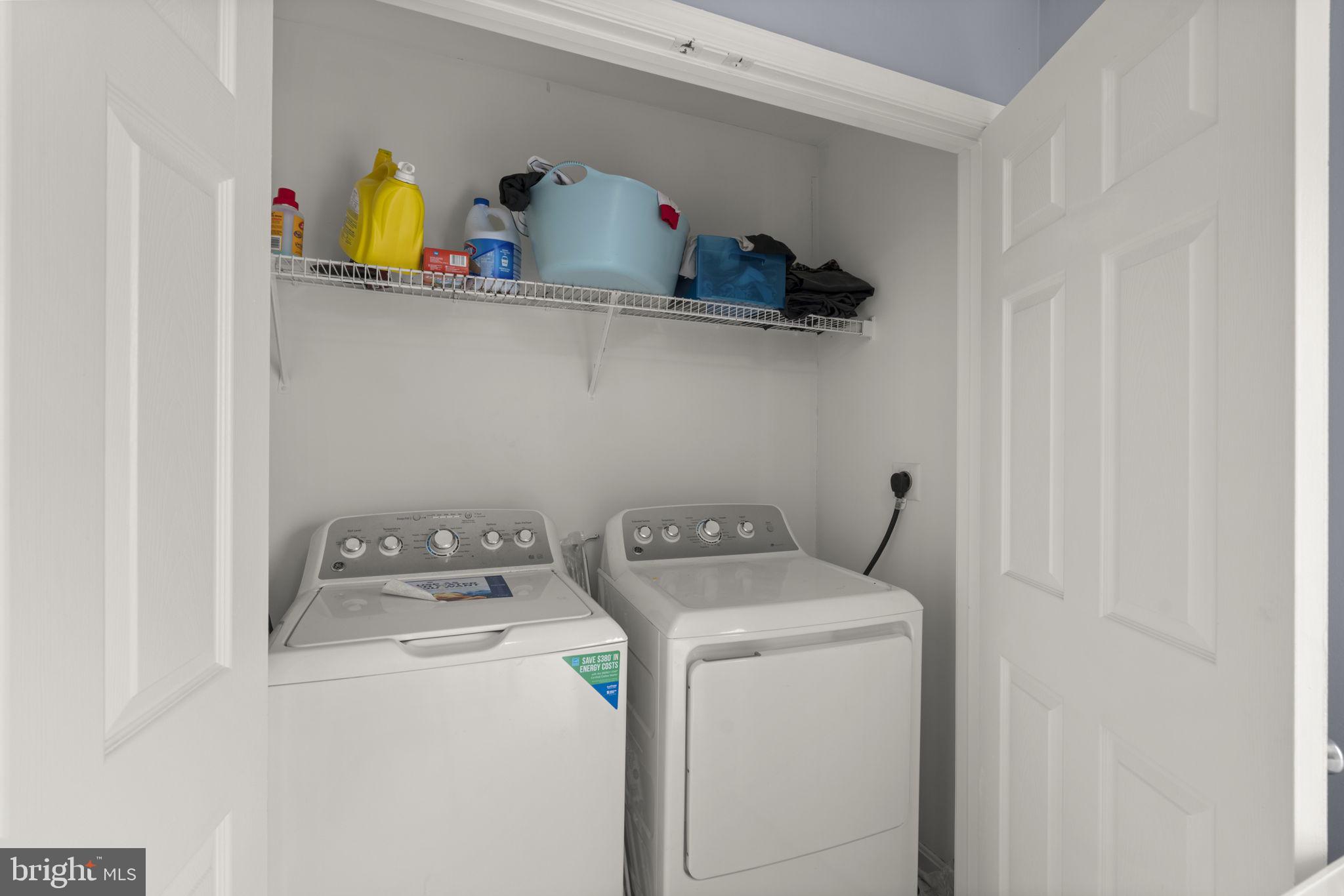 CARROLLWOOD MANOR - Residential