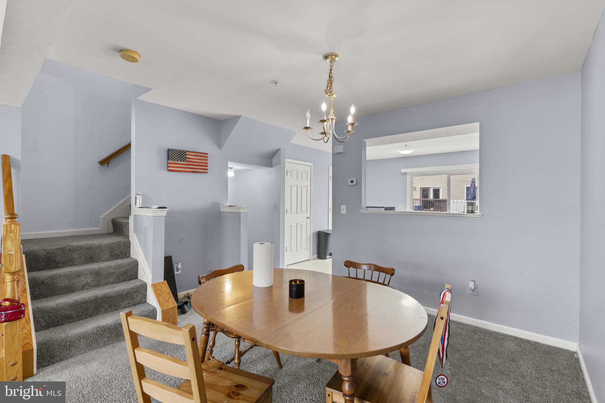 CARROLLWOOD MANOR - Residential