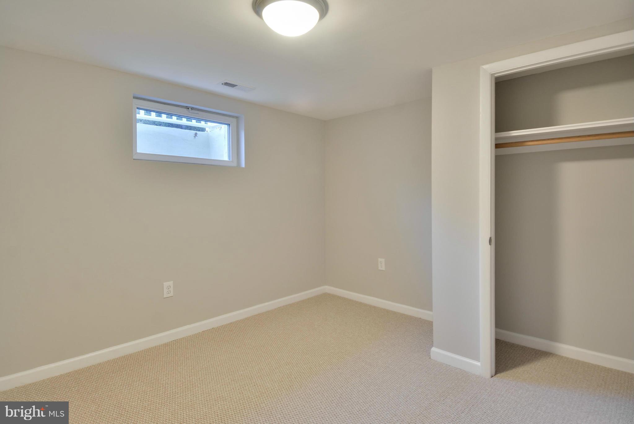 HOLLYWOOD PARK - Residential