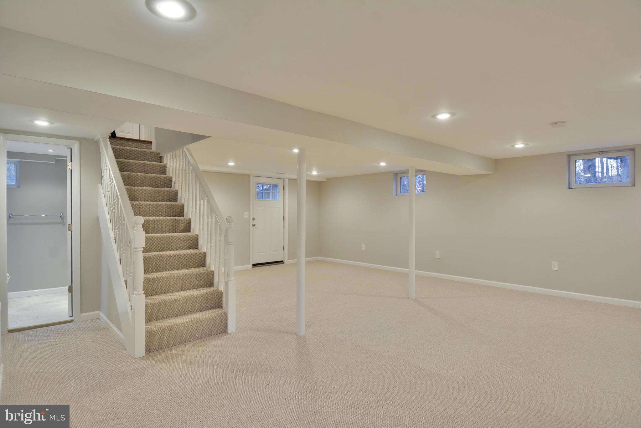 HOLLYWOOD PARK - Residential