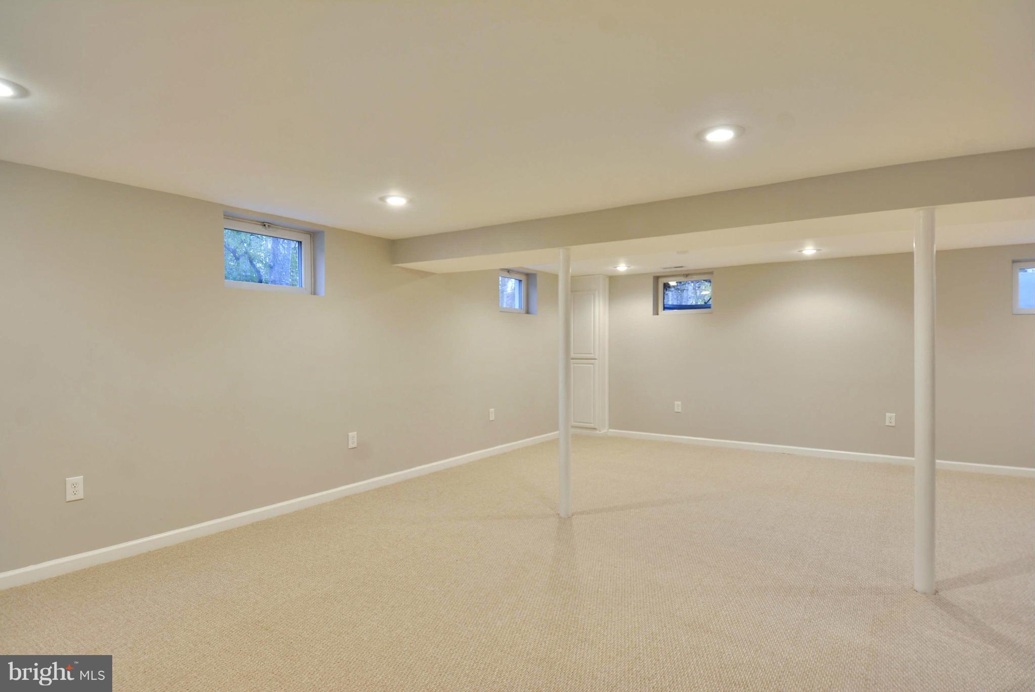 HOLLYWOOD PARK - Residential