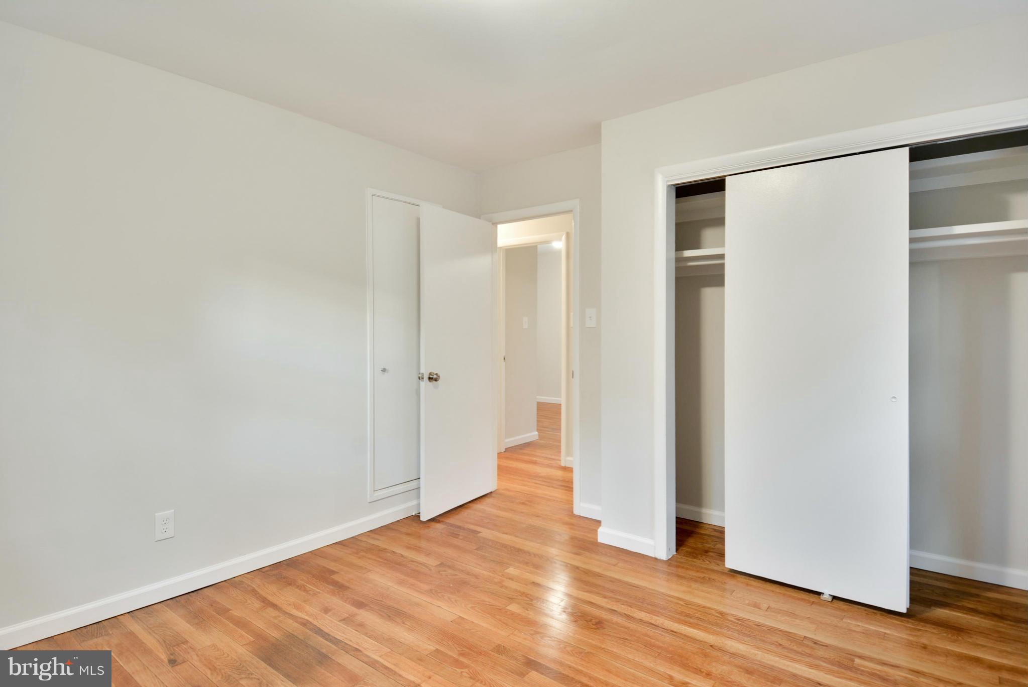 HOLLYWOOD PARK - Residential