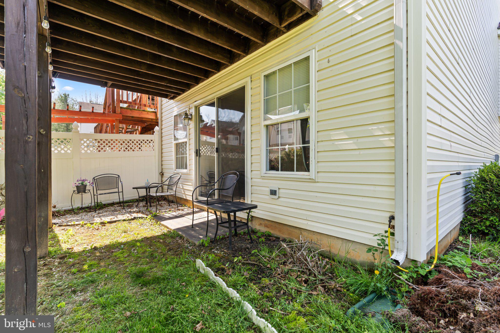 WHISPERING RIDGE - Residential