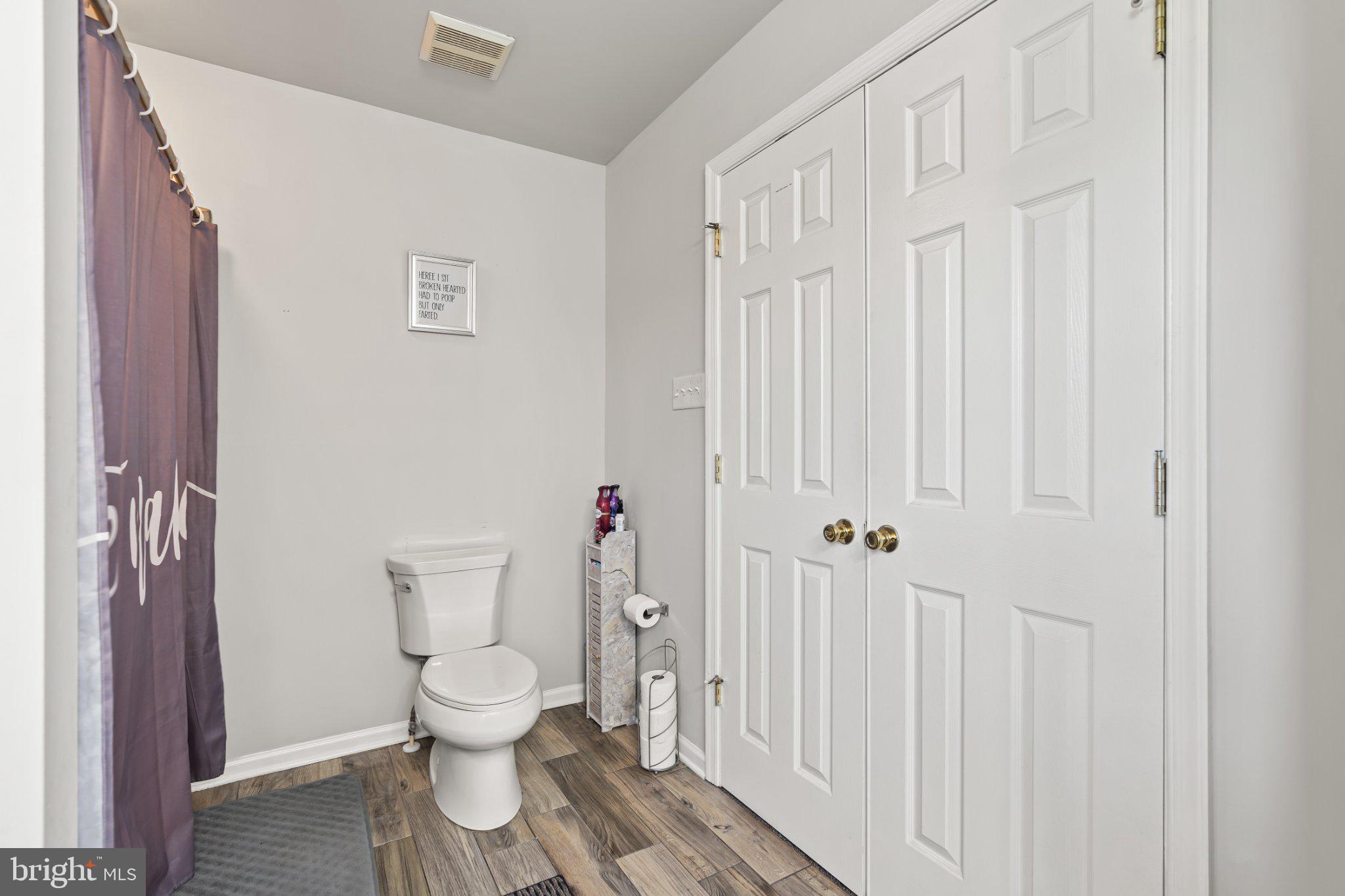 WHISPERING RIDGE - Residential