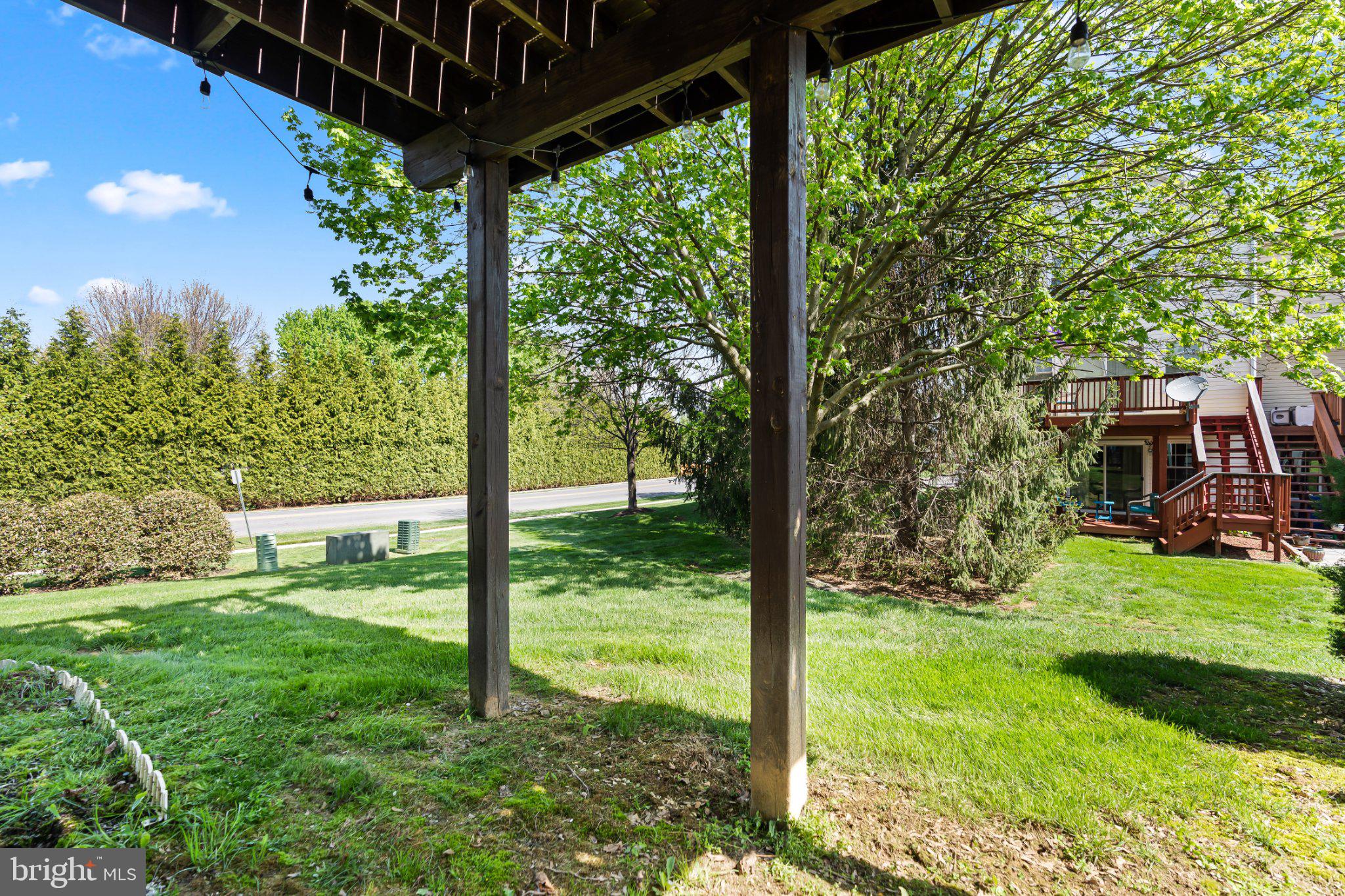 WHISPERING RIDGE - Residential