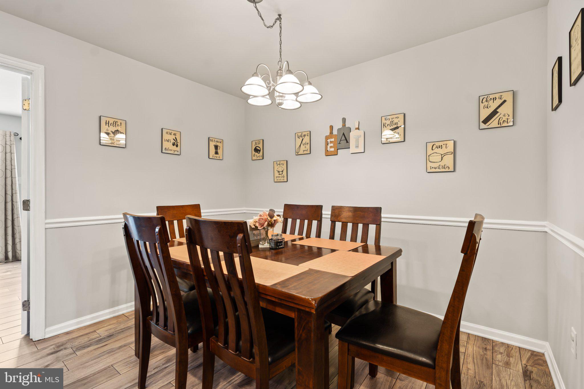 WHISPERING RIDGE - Residential