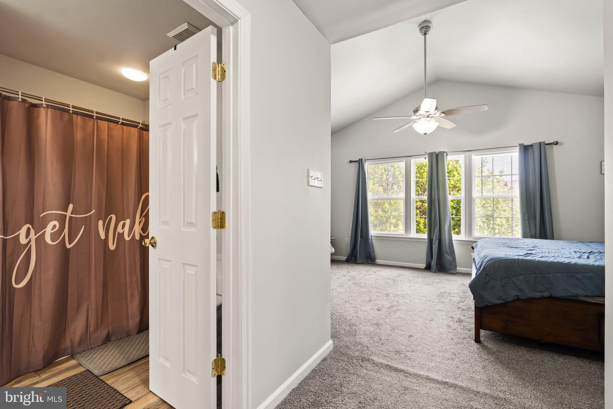 WHISPERING RIDGE - Residential