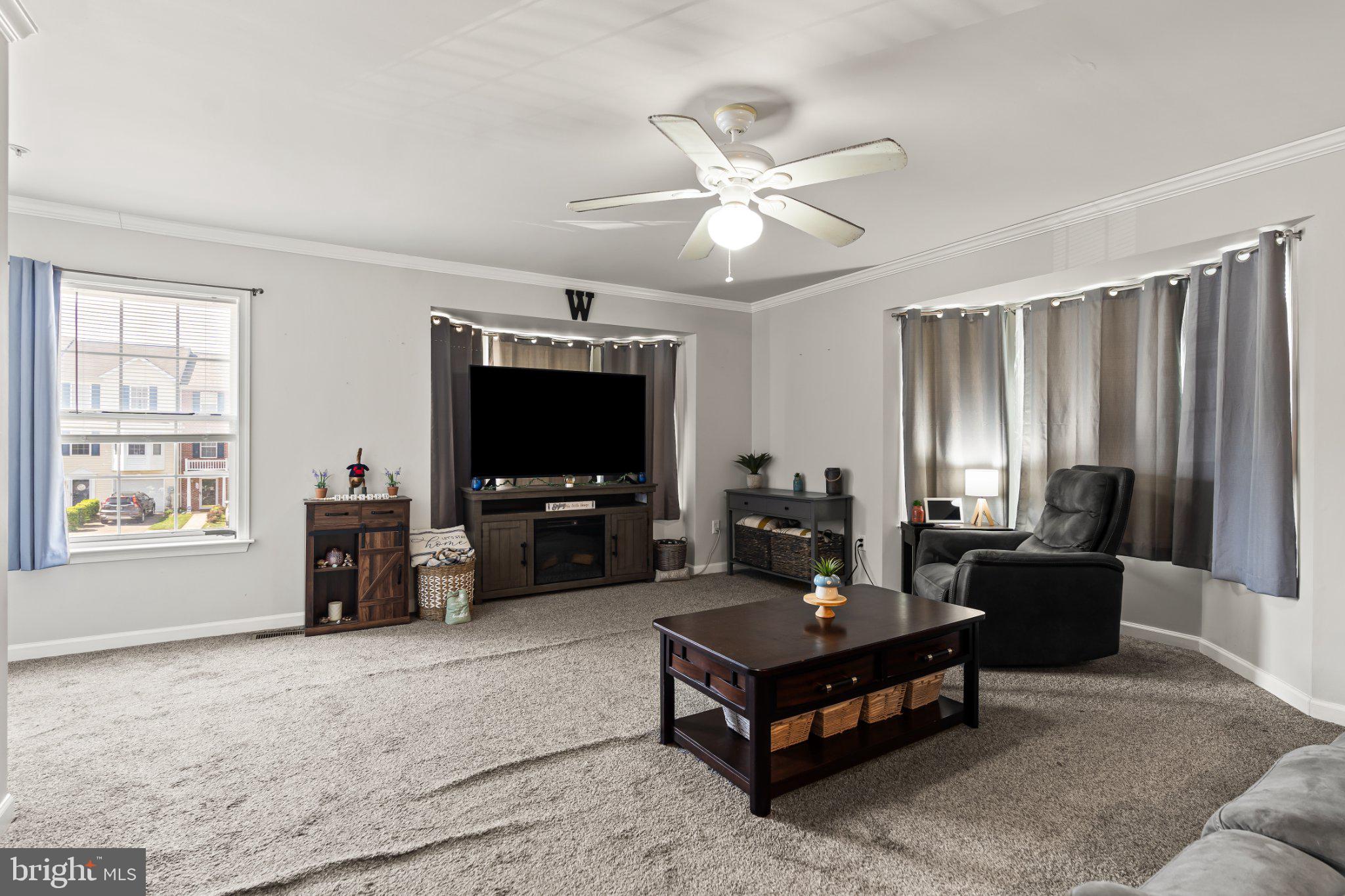 WHISPERING RIDGE - Residential