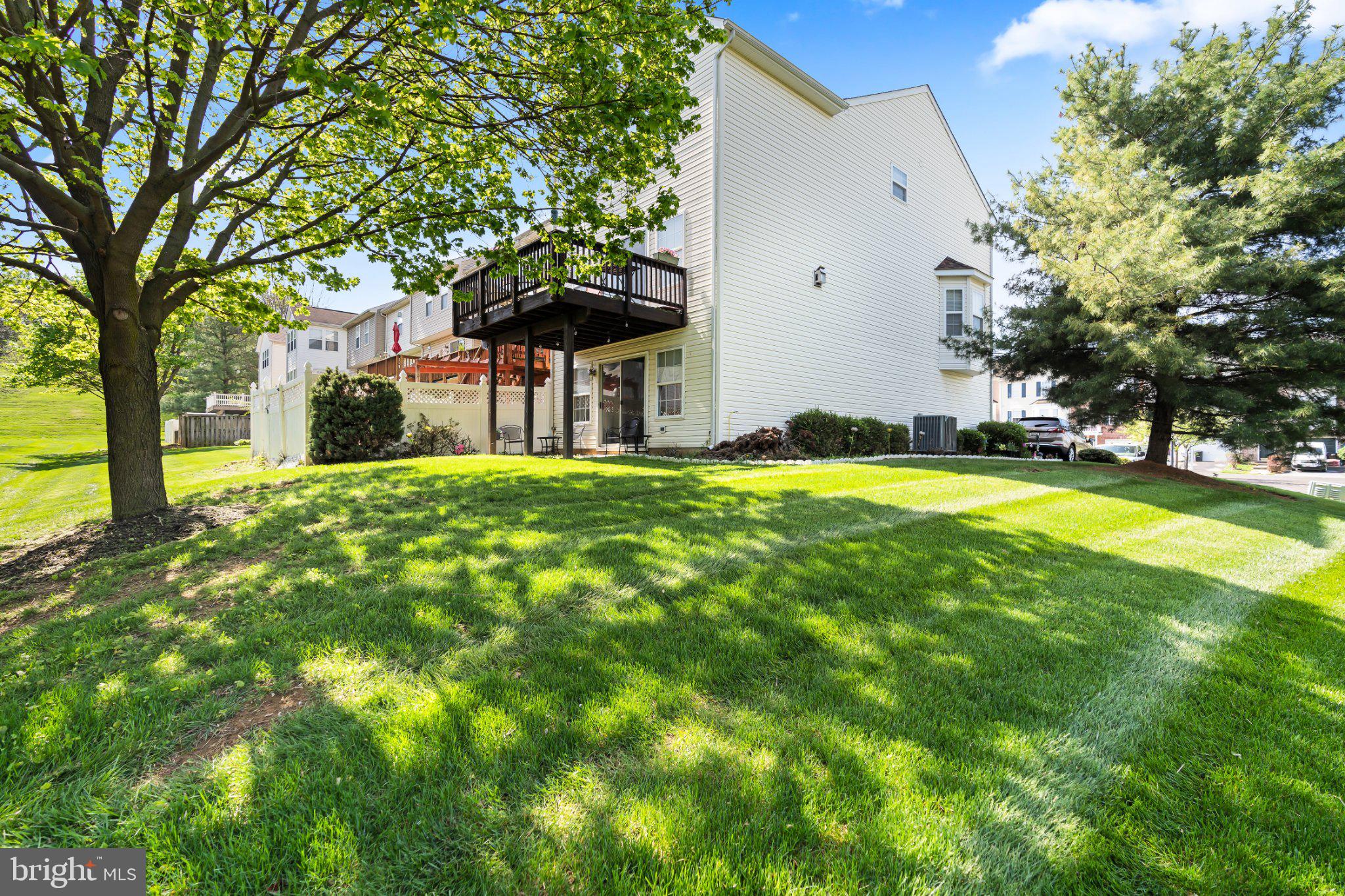 WHISPERING RIDGE - Residential