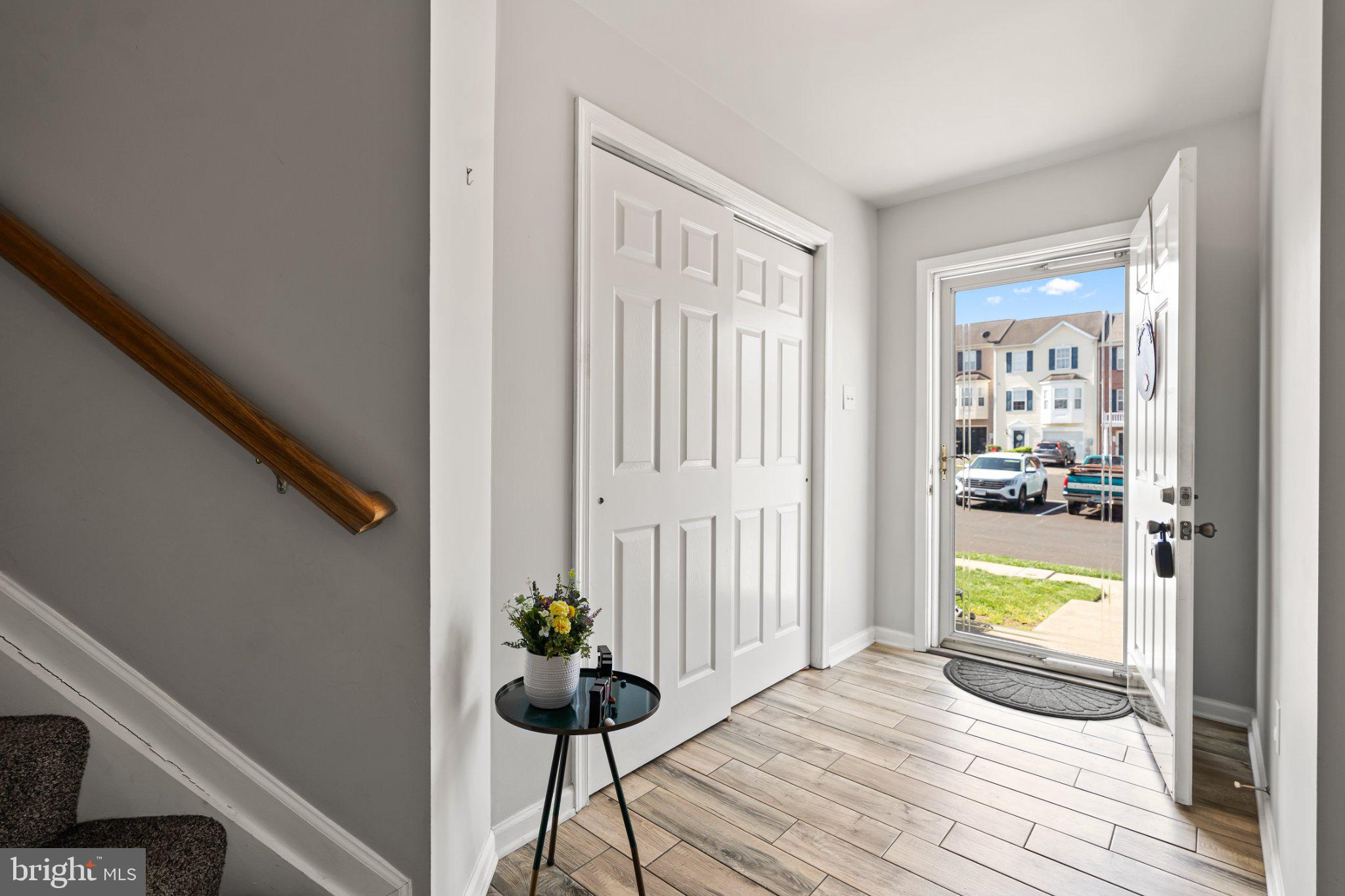 WHISPERING RIDGE - Residential