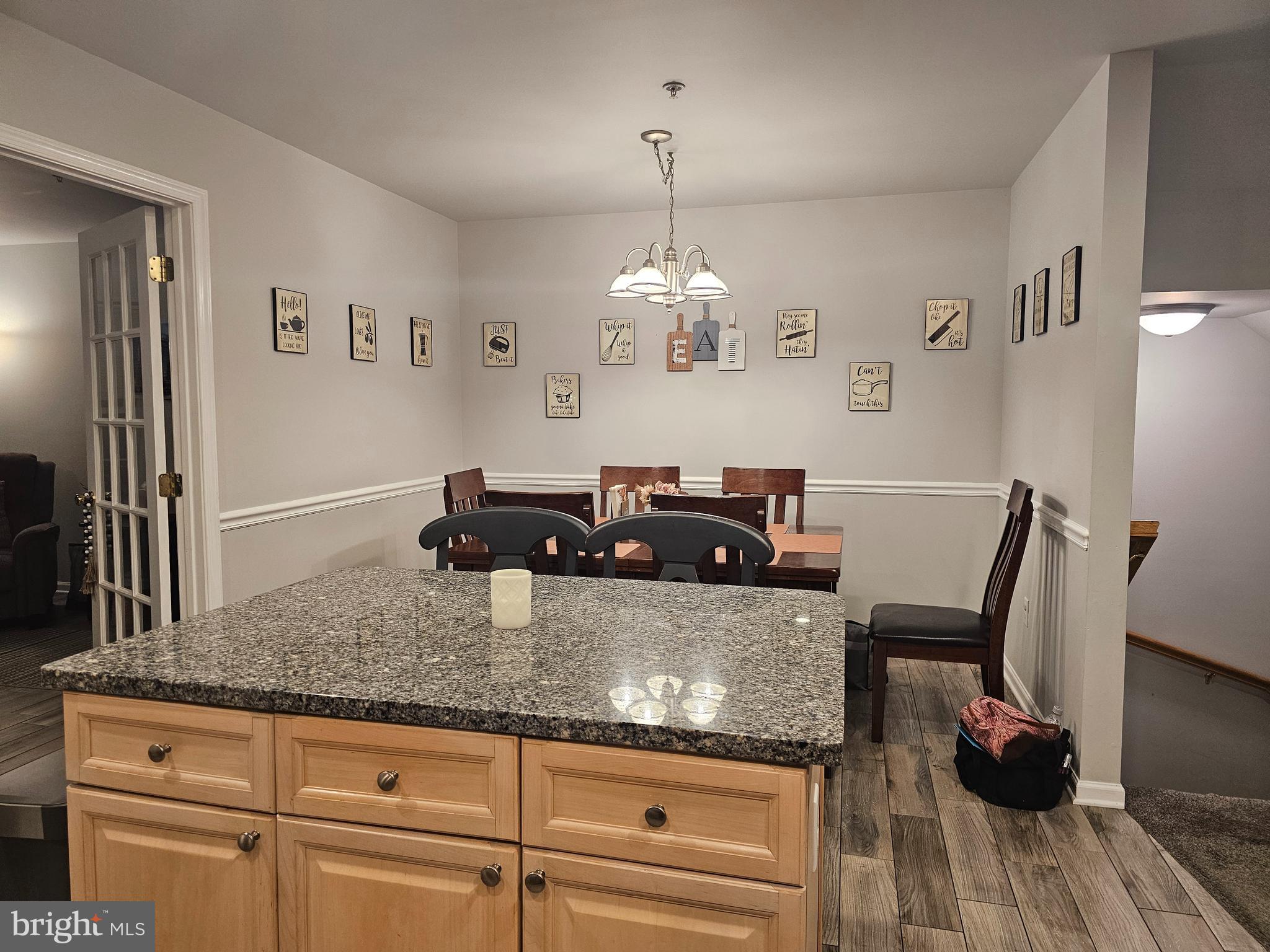 WHISPERING RIDGE - Residential