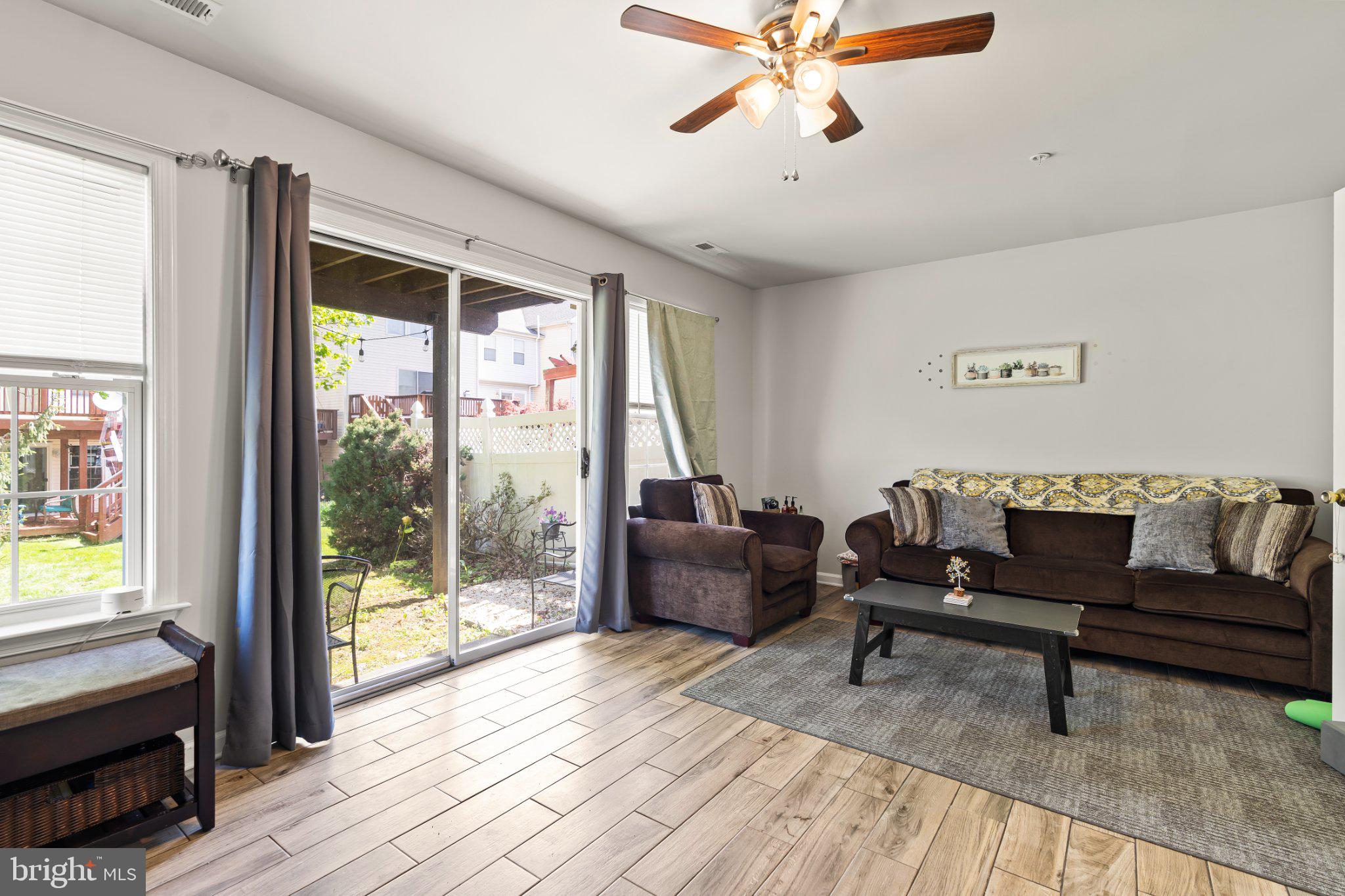 WHISPERING RIDGE - Residential