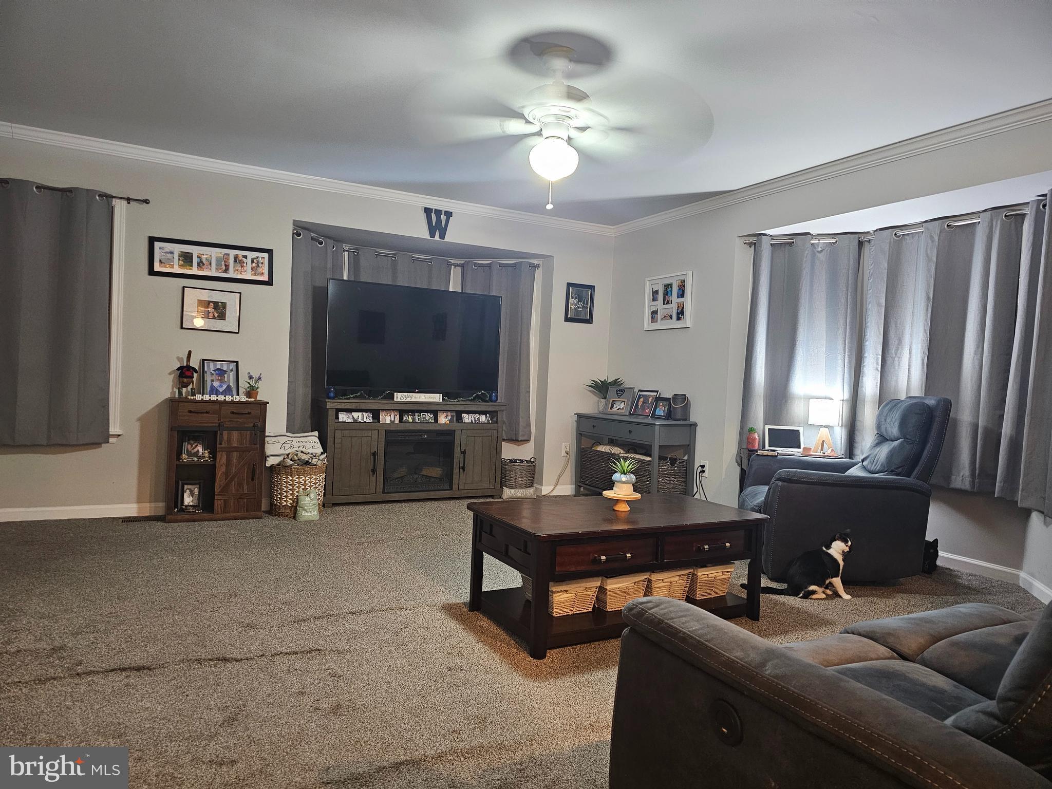 WHISPERING RIDGE - Residential