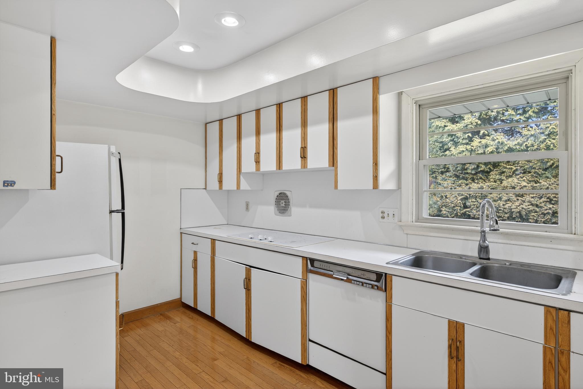 MURRY HILL - Residential