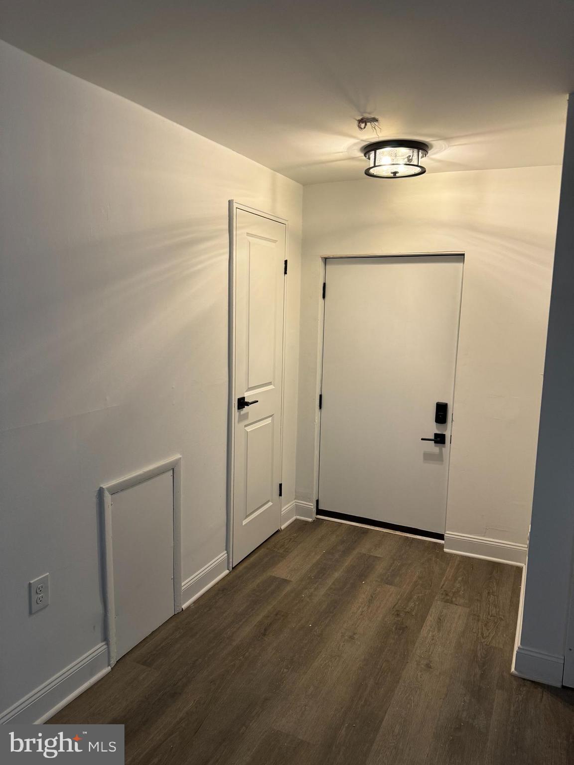 WILLOW GROVE - Residential Lease