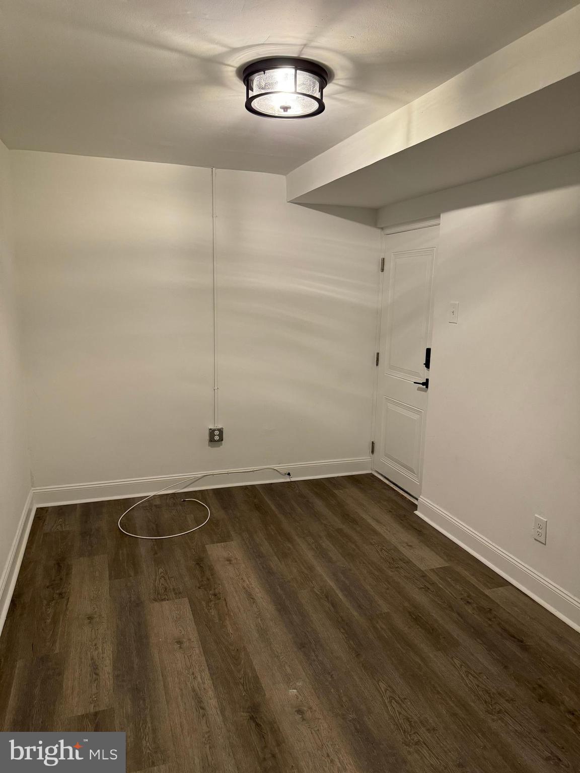 WILLOW GROVE - Residential Lease