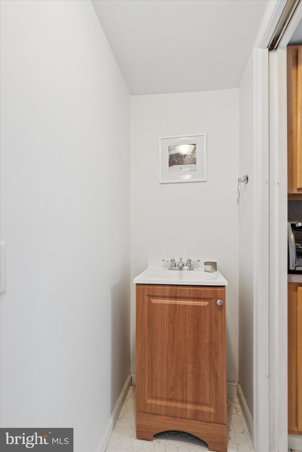 ROXBOROUGH - Residential