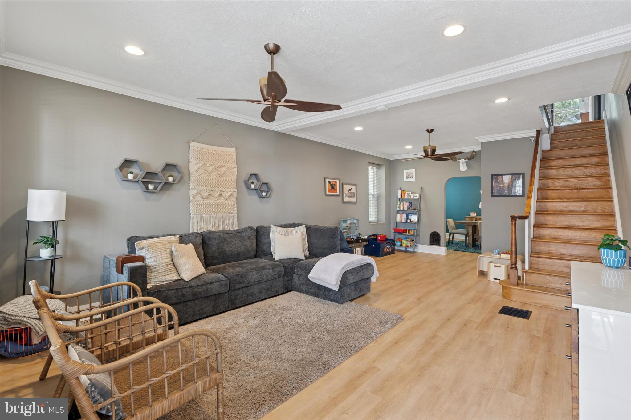 ROXBOROUGH - Residential