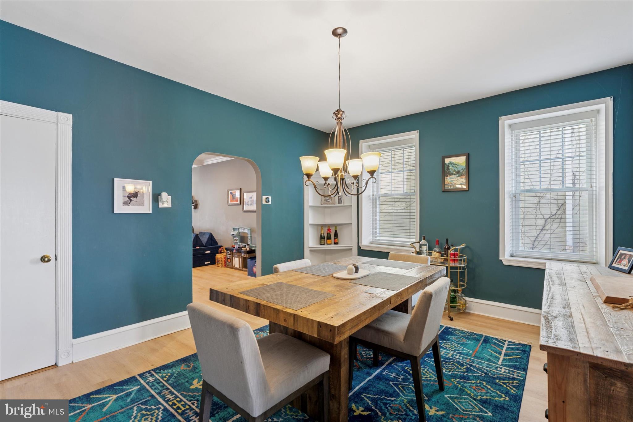 ROXBOROUGH - Residential