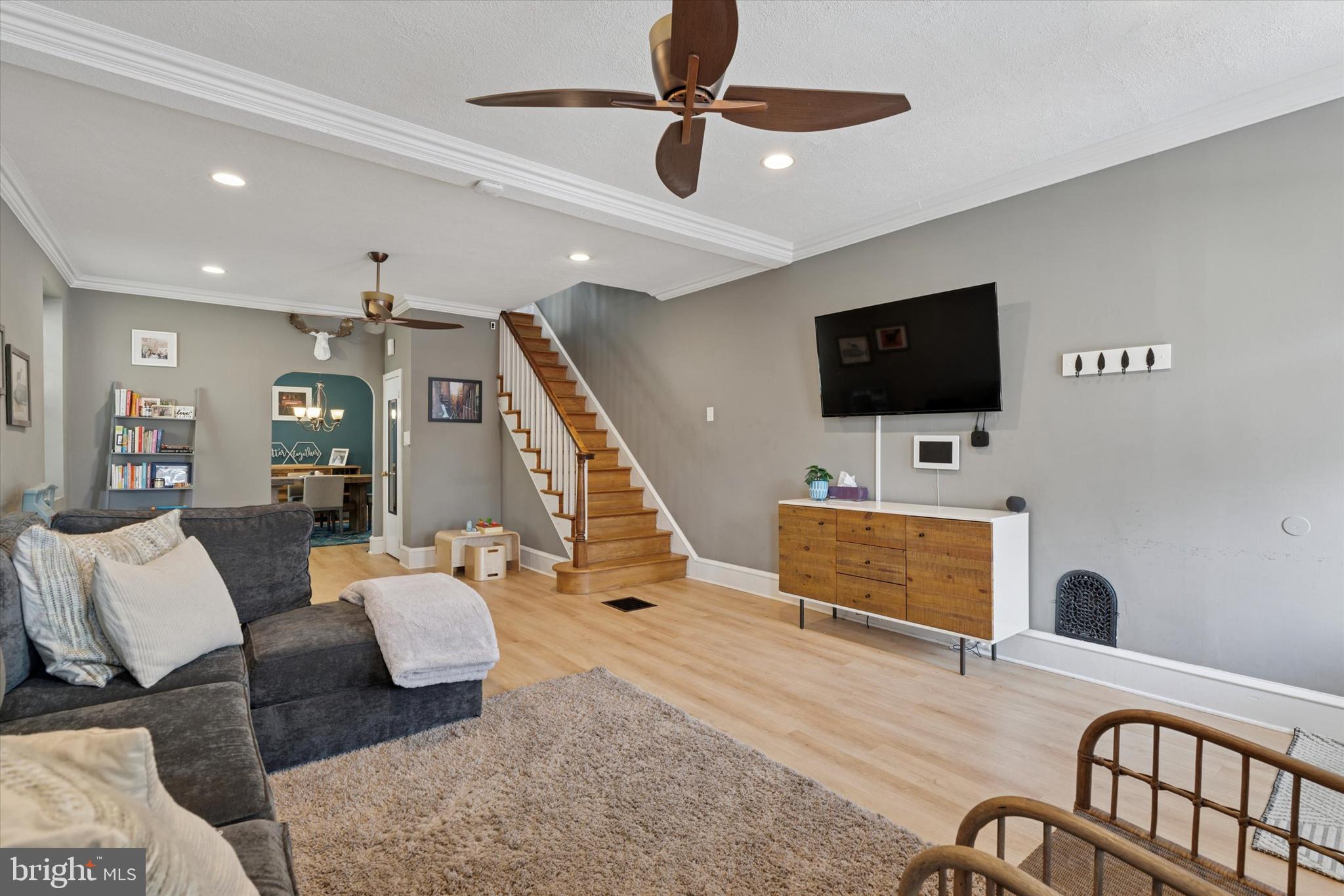 ROXBOROUGH - Residential