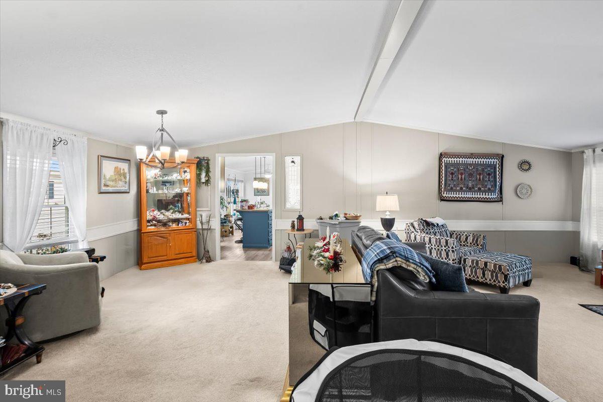 SHADOWSTONE - Residential