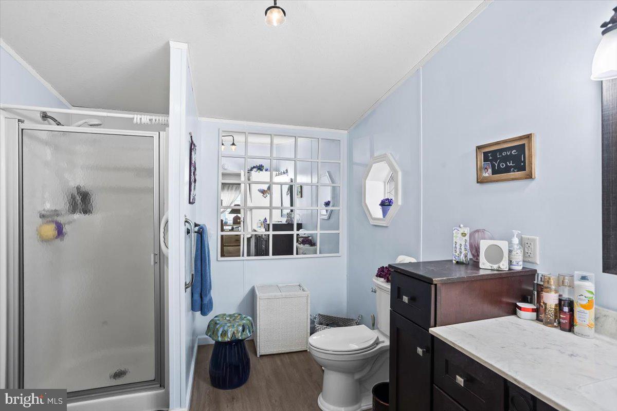 SHADOWSTONE - Residential