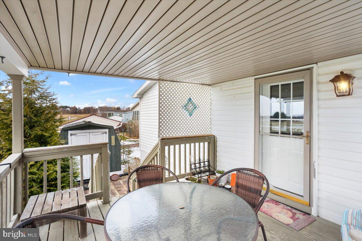 SHADOWSTONE - Residential