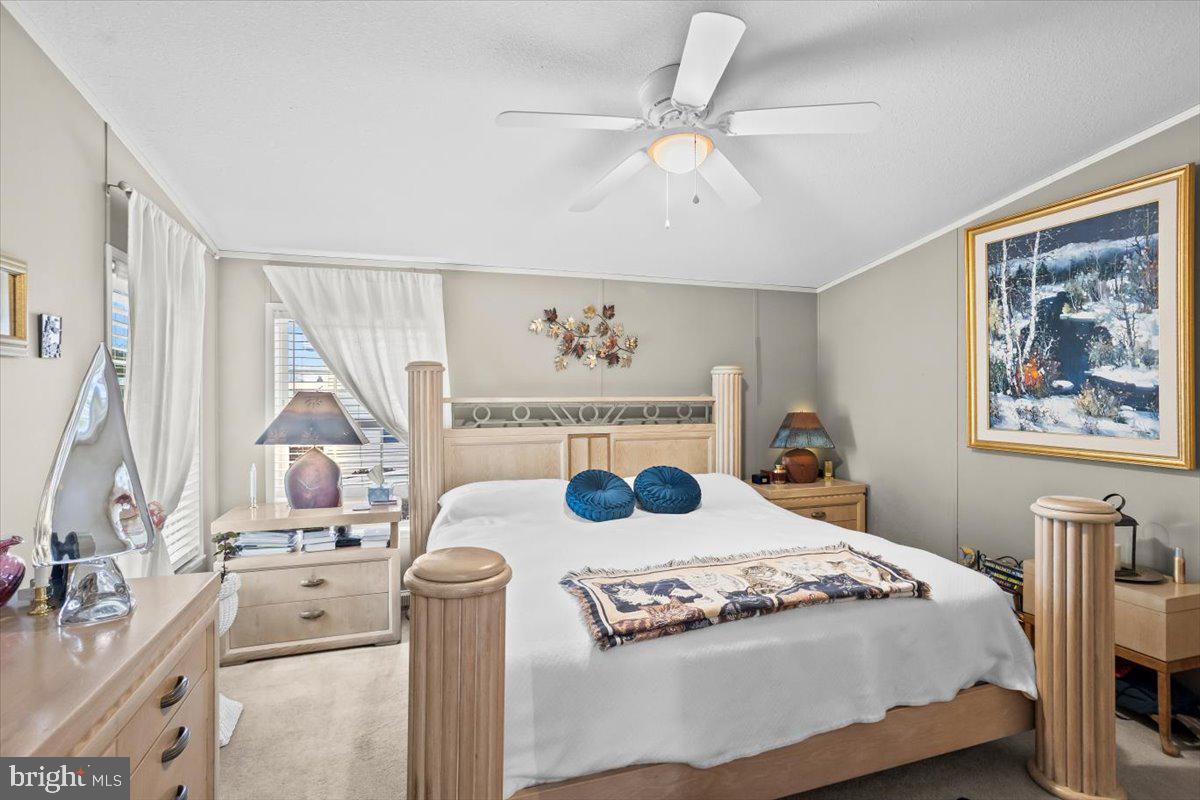 SHADOWSTONE - Residential