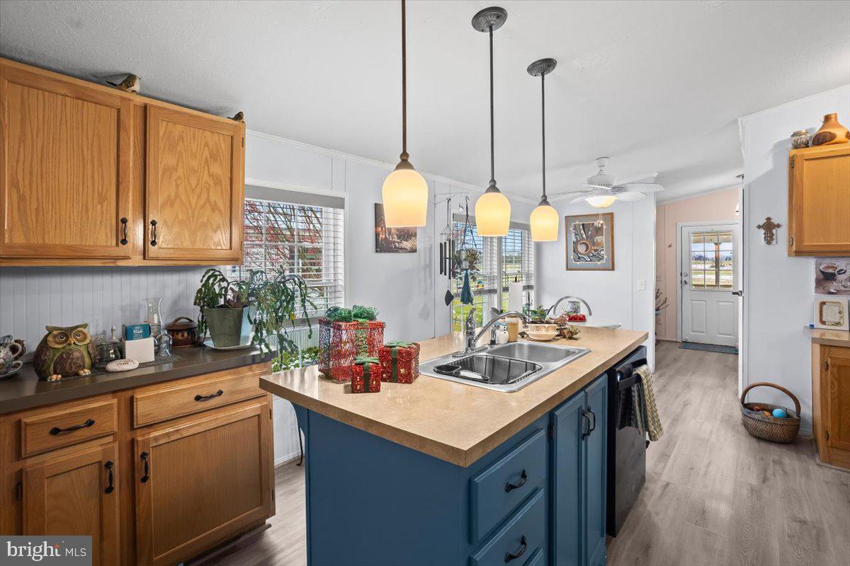 SHADOWSTONE - Residential