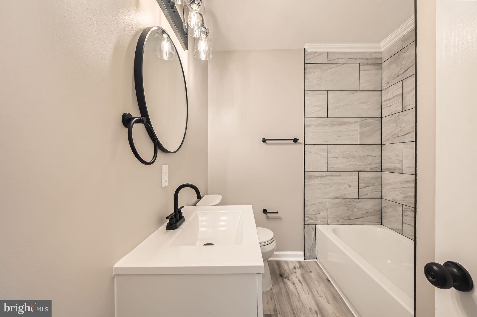 BROOKVIEW - Residential