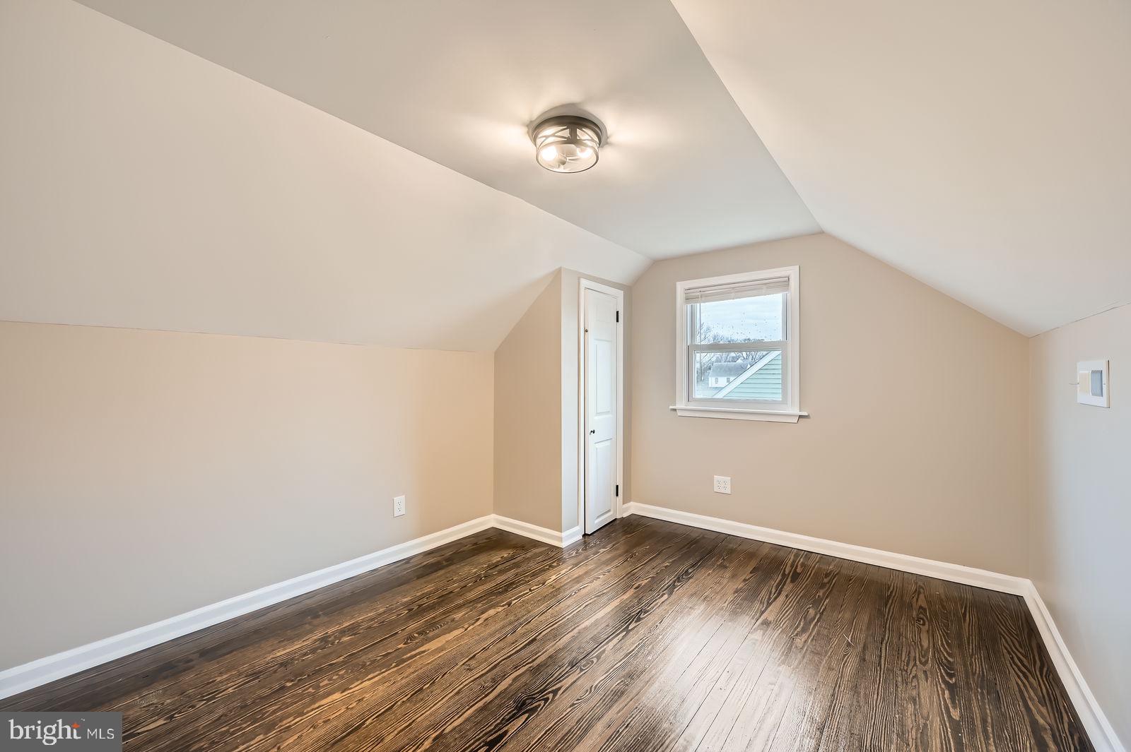 BROOKVIEW - Residential