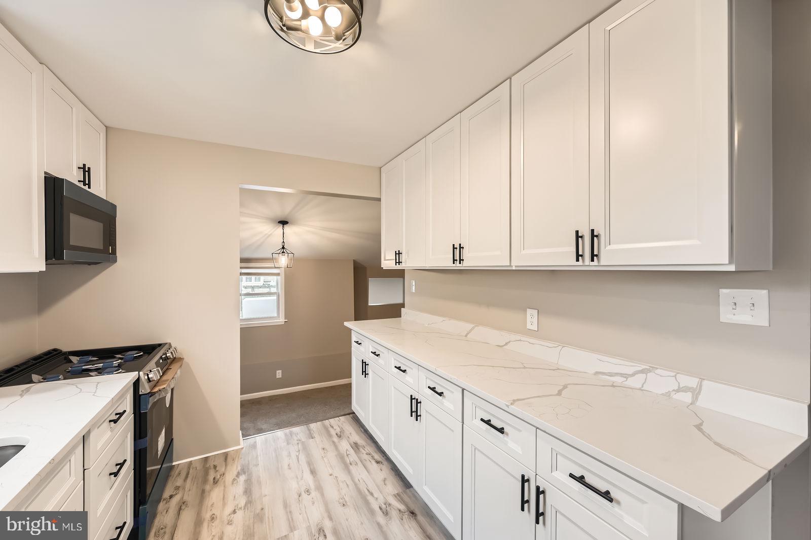 BROOKVIEW - Residential